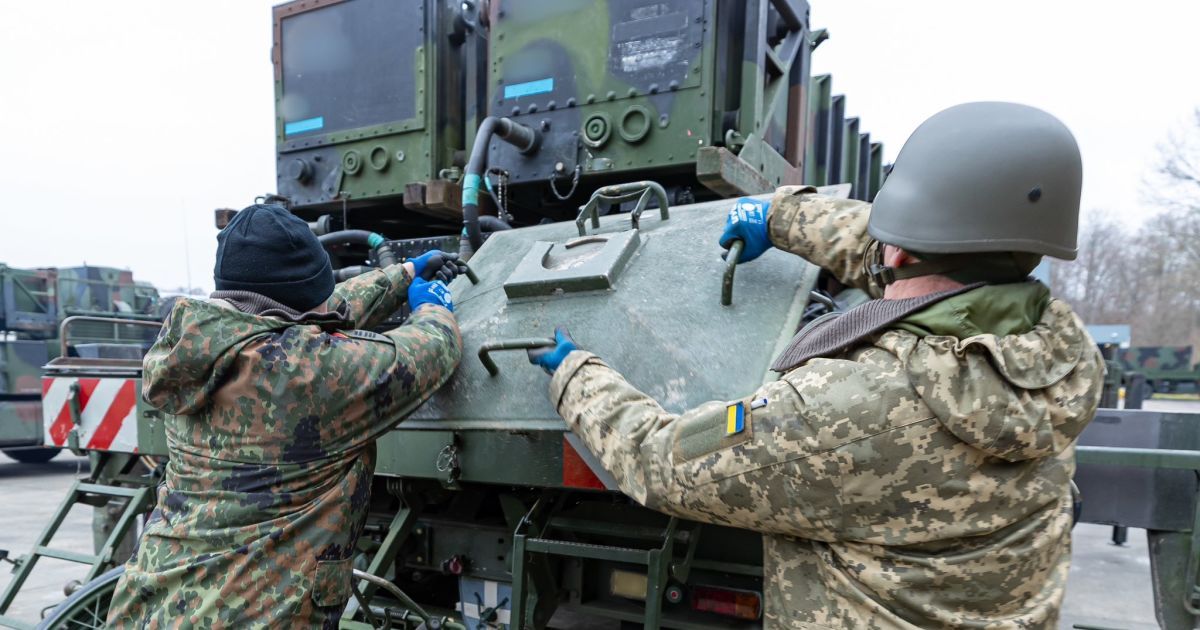 Patriot в центре Киева: авиаэксперт рассказал, спасет ли это столицу