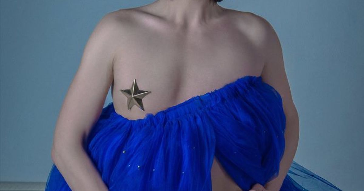 Монро эпатировала новыми снимками с &laquo;обнаженной&raquo; фотосессии / © facebook.com/monroe.diva