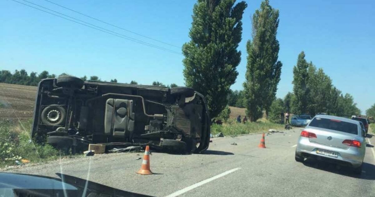 На Херсонщине произошло ДТП с участием военной техники, есть пострадавшие