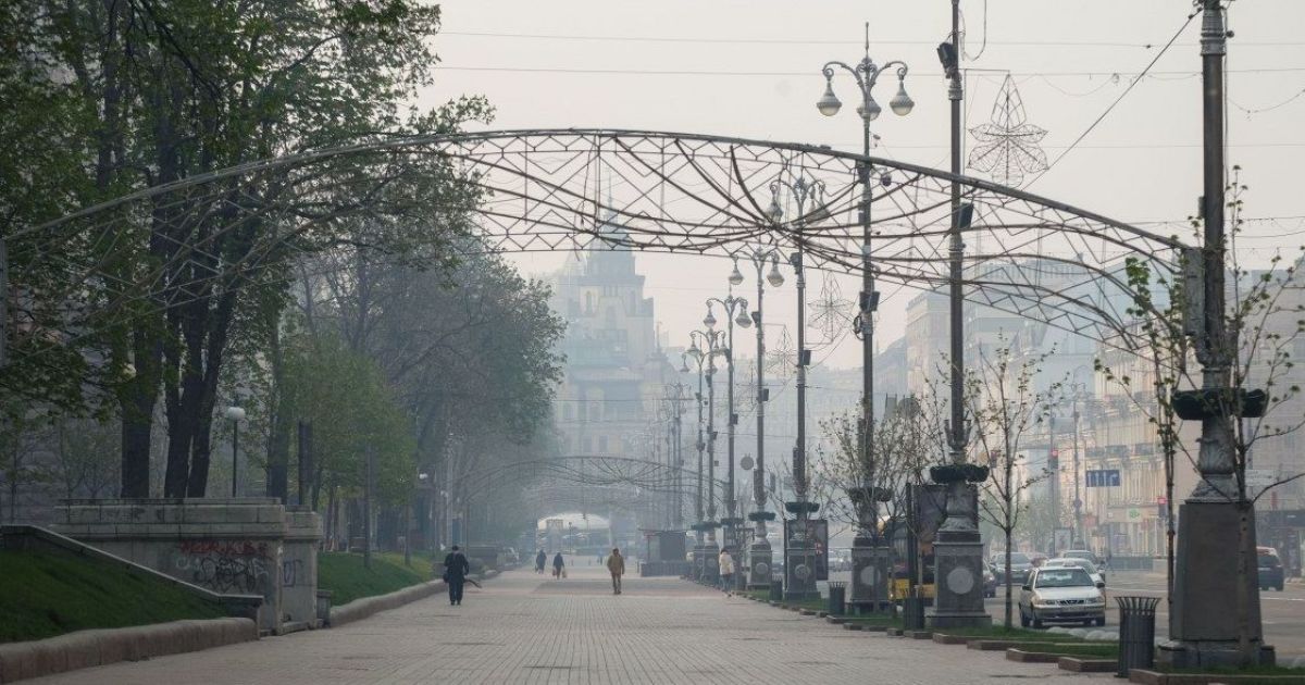 В Киеве улучшился воздух, но открывать окна еще не советуют
