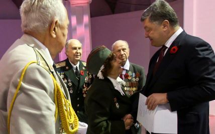 Від тихої молитви до військової реконструкції: Україна вшанувала пам'ять загиблих у Другій світовій