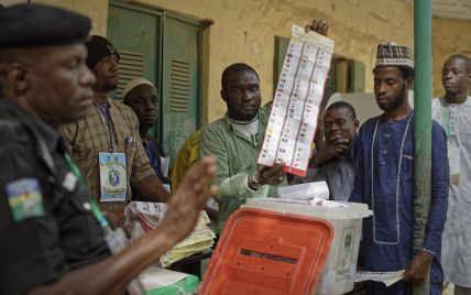 Во время выборов в Нигерии было убито 16 человек