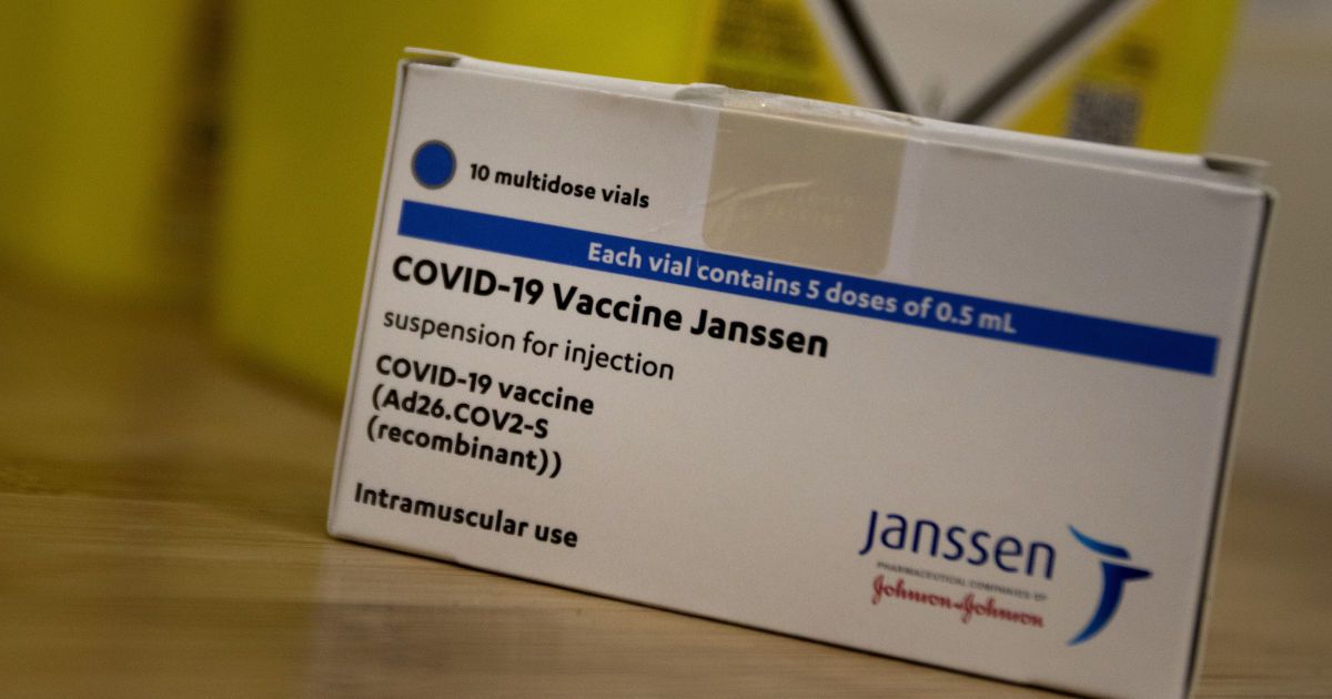 В Украине официально признали еще одну вакцину: в чем ее особенность
