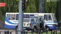Второй раз не подпустил: полицейского не пустили в автобус в Луцке, чтобы договориться об освобождении ребенка
