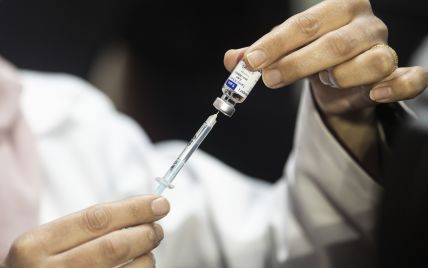 Успіх COVID-вакцинації: у США фіксують найнижчу за 11 місяців захворюваність на коронавірус