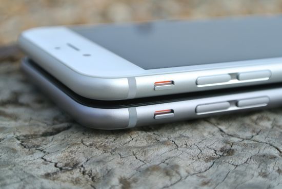 У Дніпрі жінка замість iPhone купила цеглу: як працює нова шахрайська схема