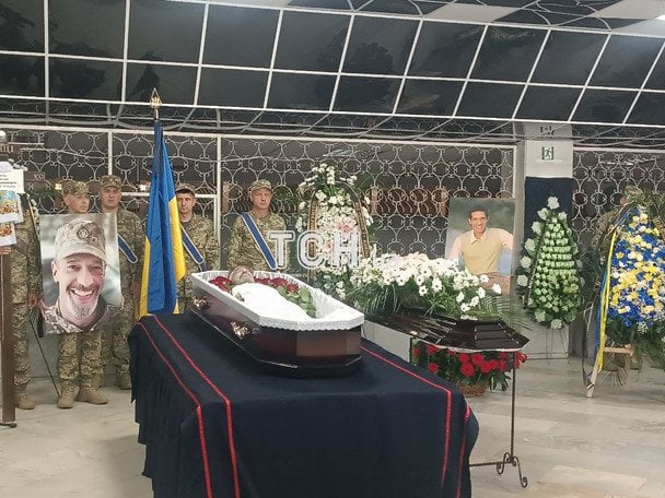 Церемонія прощання з Максимом Неліпою / © ТСН