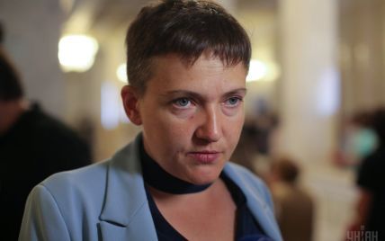 "Где те дороги, на Марсе?": Савченко заявила, что получила травму из-за ямы на трассе