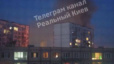 У Києві ймовірно після вибуху газу спалахнула пожежа / © соцмережі