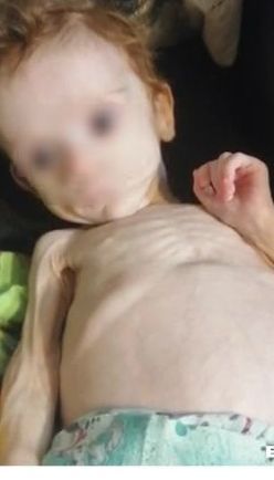 "Жива лялька": у Росії жінка пів року ховала немовля у шафі