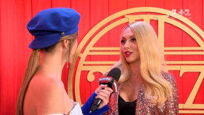 Оля Полякова показала підкачаний прес і похизувалася, які напекла паски