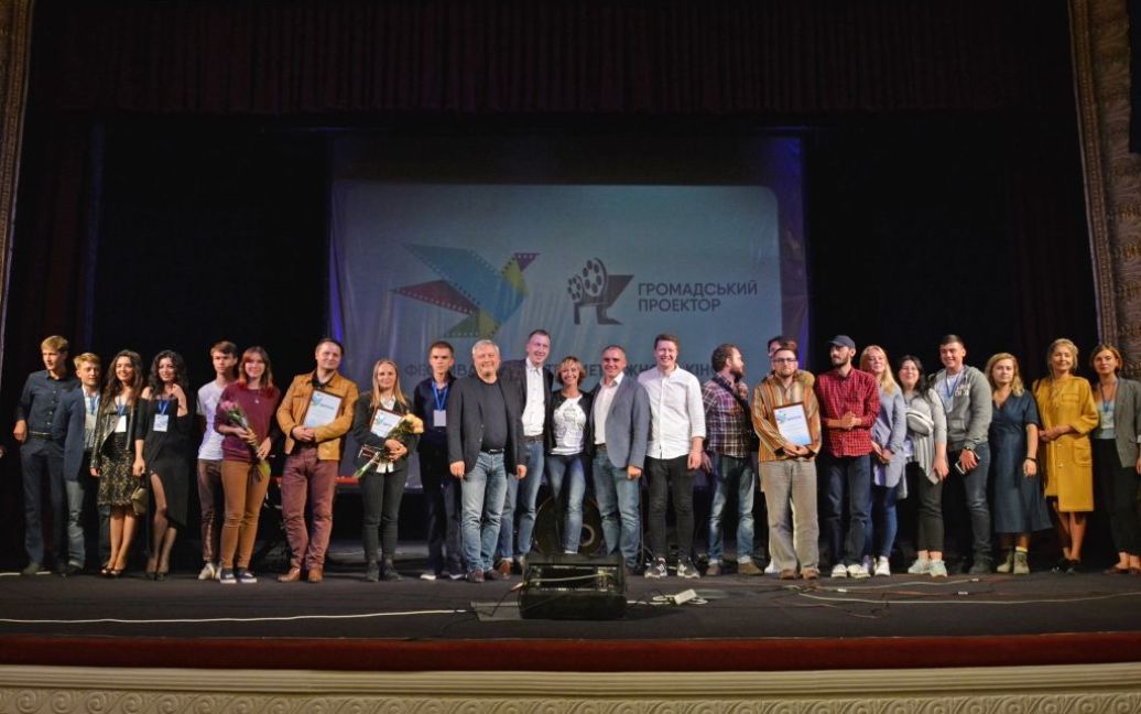Победители и организаторы фестиваля "Гражданский проектор" / © 