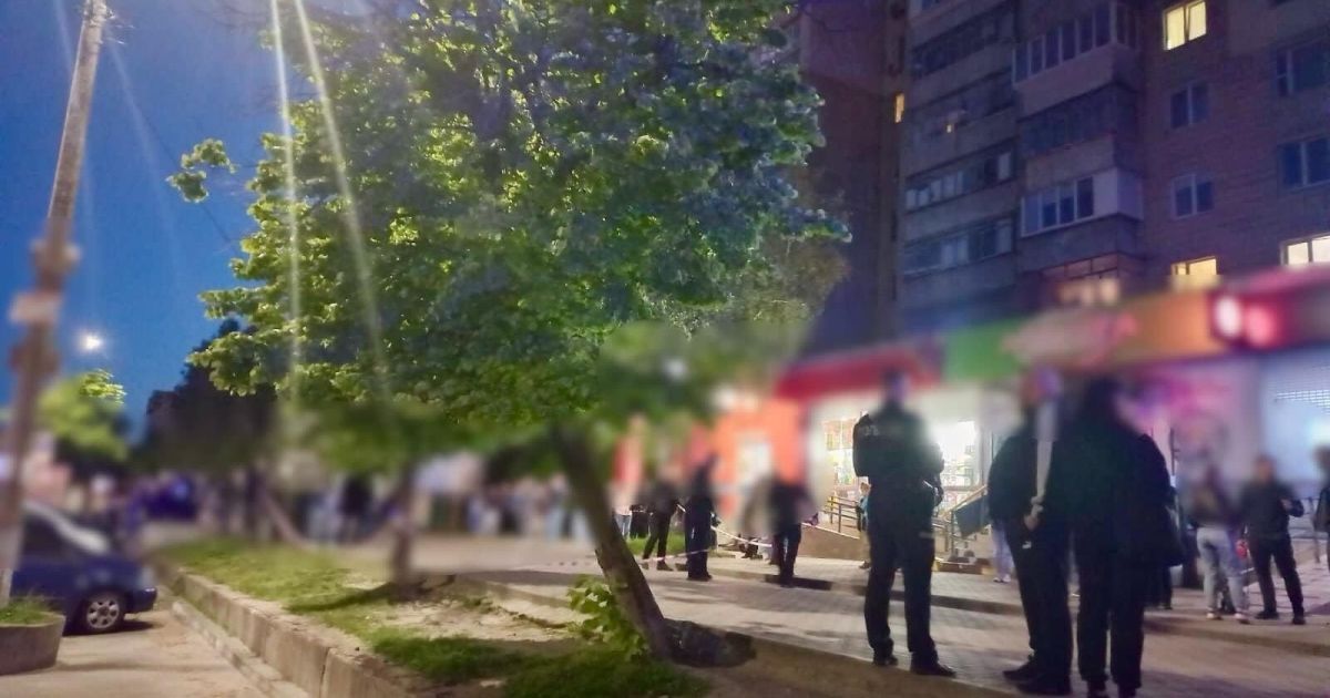 Житель Киевщины в центре города бросил гранату у полицейского