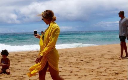 Звезды на отдыхе: Бейонсе показала фото с пляжа
