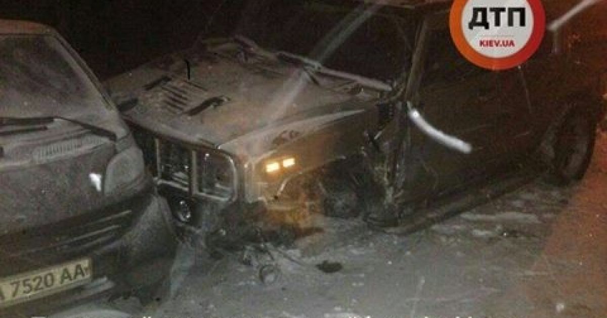 У Києві на Русанівці сталася ДТП з постраждалими