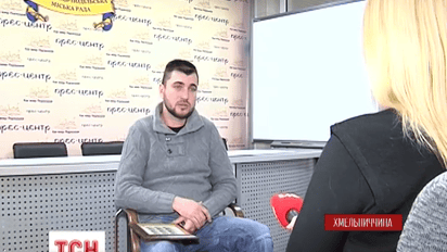 «Укрпочта» выпустила серию марок «За честь! За славу! За народ!»