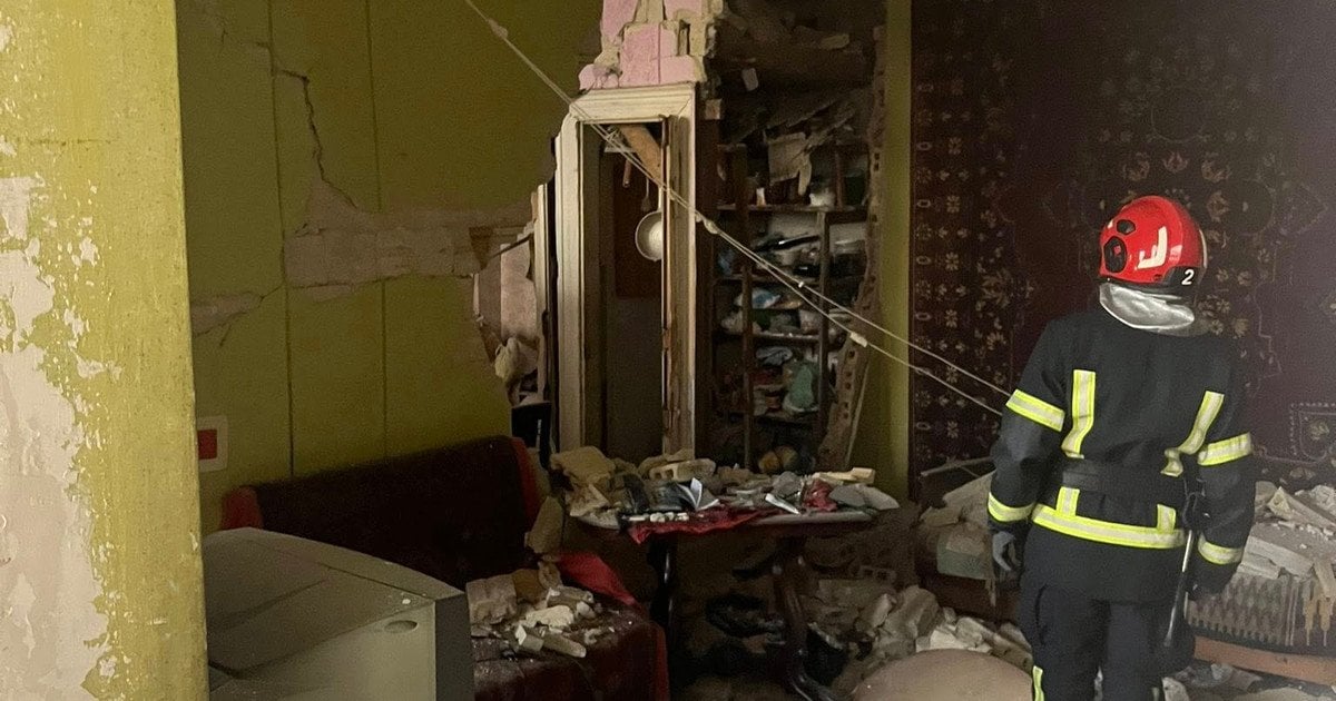 Разрушенная из-за взрыва газа квартира во Львове