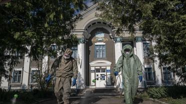 коронавірус, лікарня в Чернівцях_5 / © Associated Press