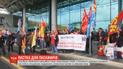 Работники итальянской авиаотрасли устроили забастовку, требуя большей зарплаты