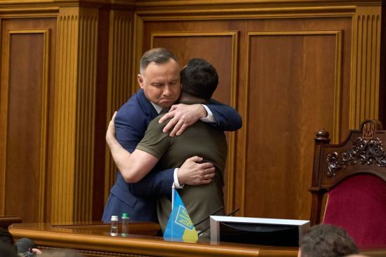 "Продемонструємо нашу вдячність": Зеленський прокоментував "дзеркальний" законопроект про надання полякам особливого статусу