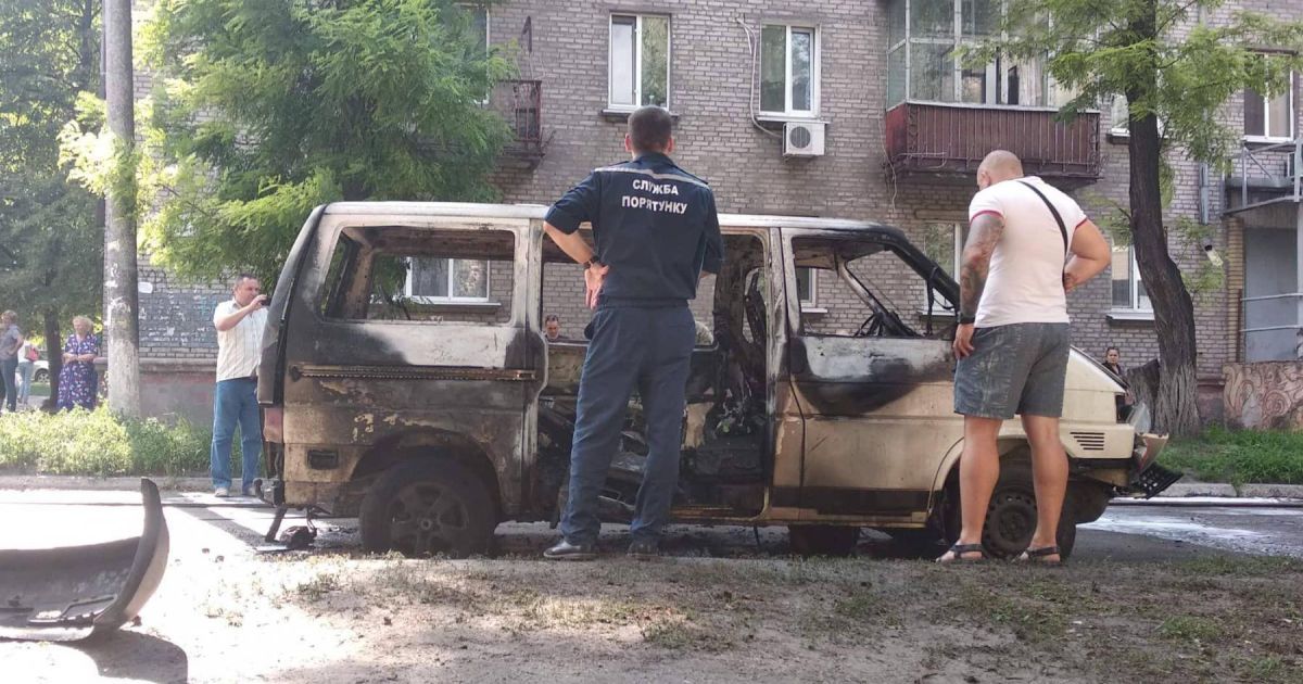 У Каменському підірвали авто депутата Чернявського_9 / © 5692.com.ua