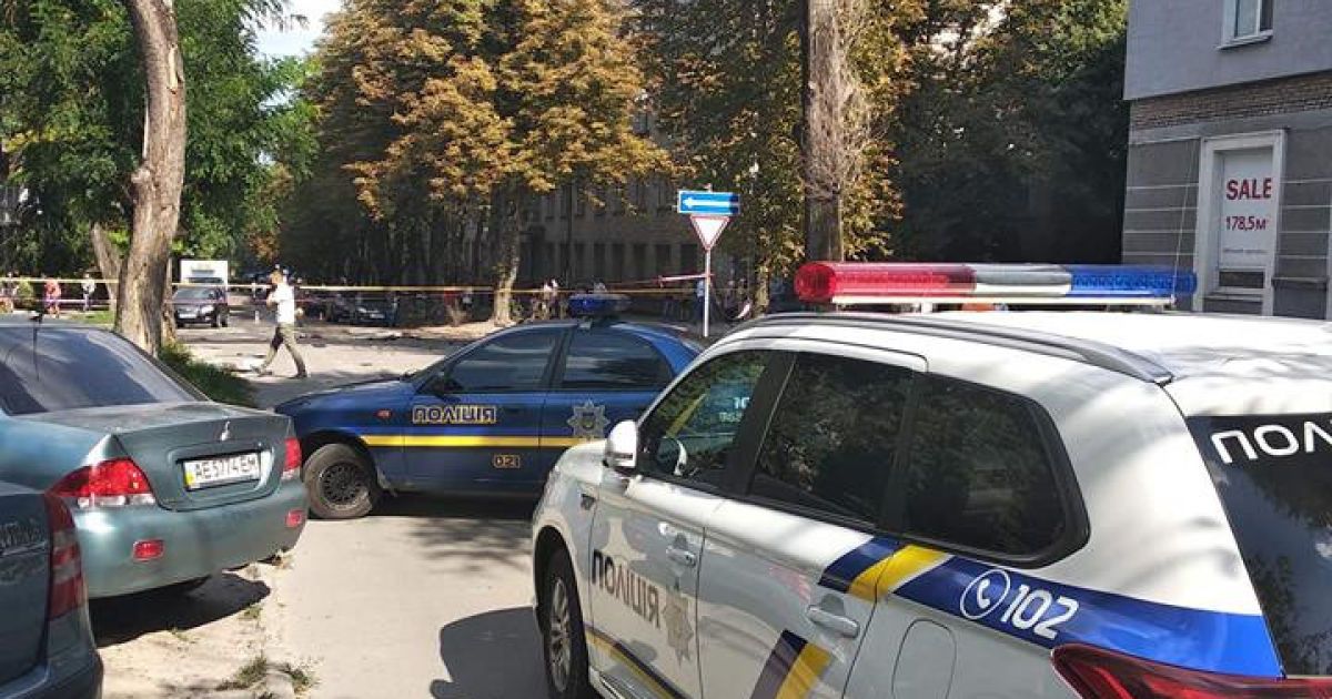 У Каменському підірвали авто депутата Чернявського_14 / © 5692.com.ua