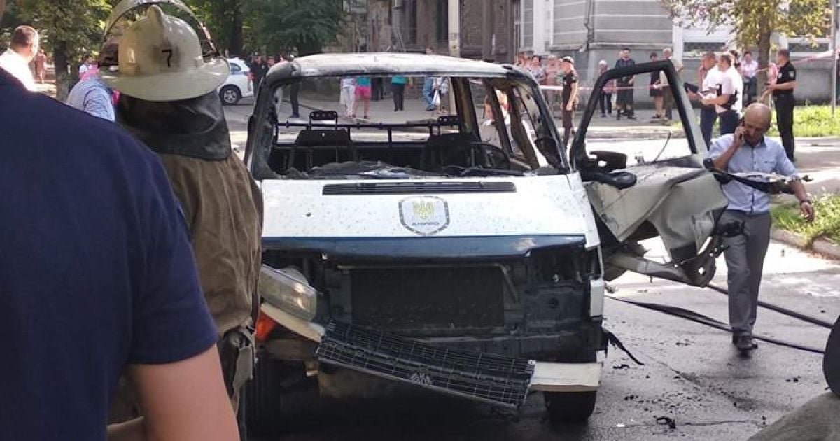 У Каменському підірвали авто депутата Чернявського_15 / © 5692.com.ua