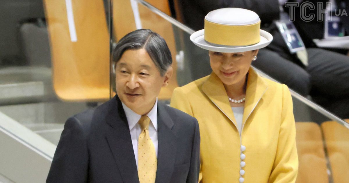 Император Нарухито и императрица Масако