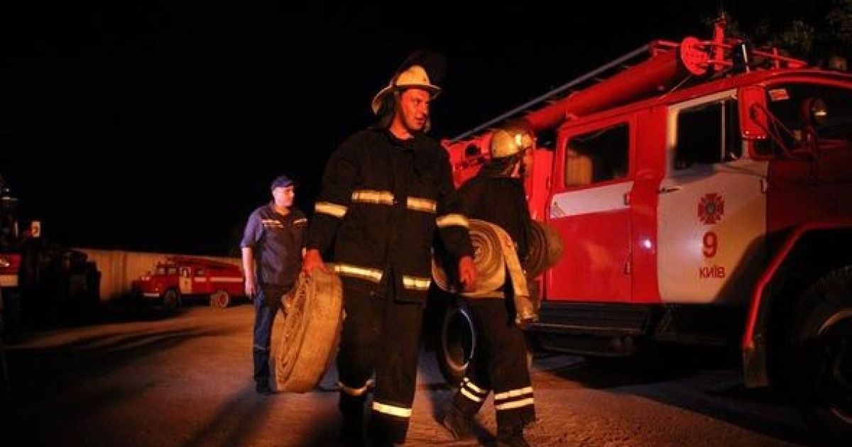 Возле Киева горит нефтебаза / © Twitter/События