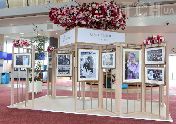 Фотовиставка, організована королівським фотографом Крісом Джексоном для Royal Ascot / © Getty Images