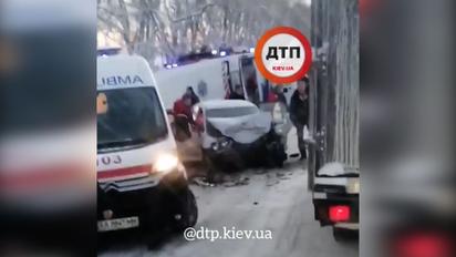 Аварія з лобовим зіткненням у Київській області: є загиблий