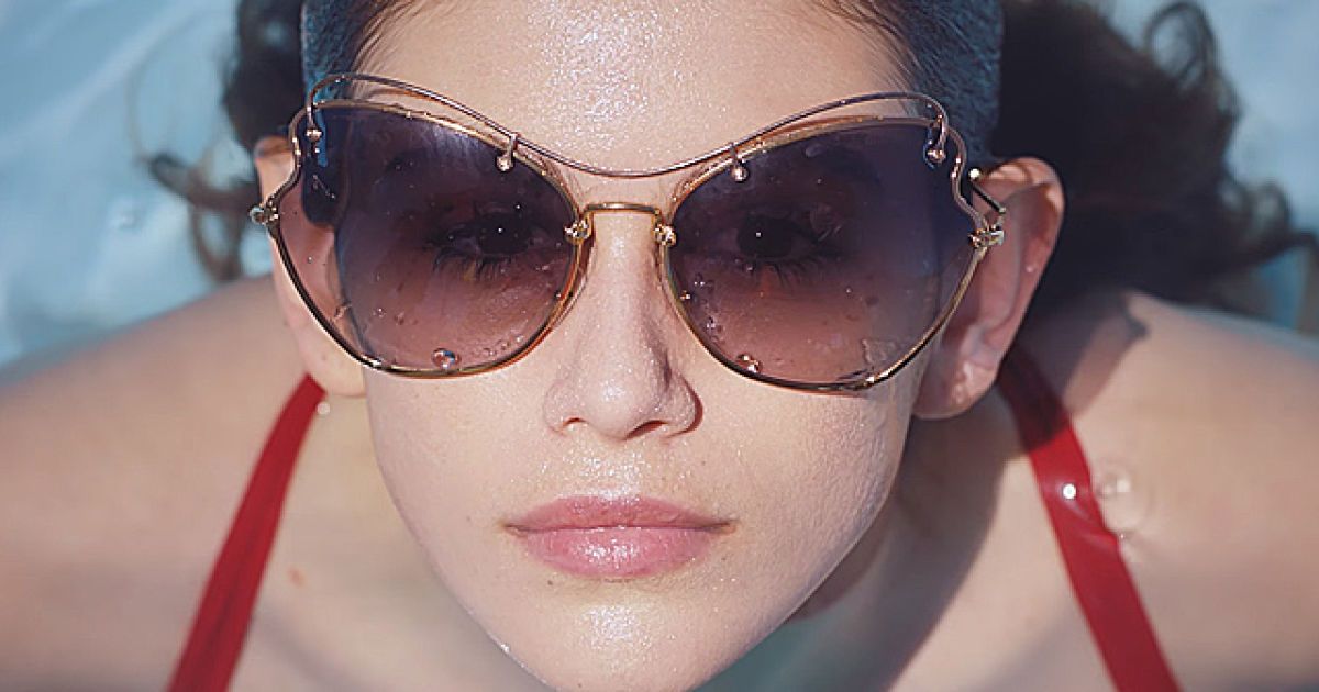 Кайя Гербер в рекламном ролике Miu Miu