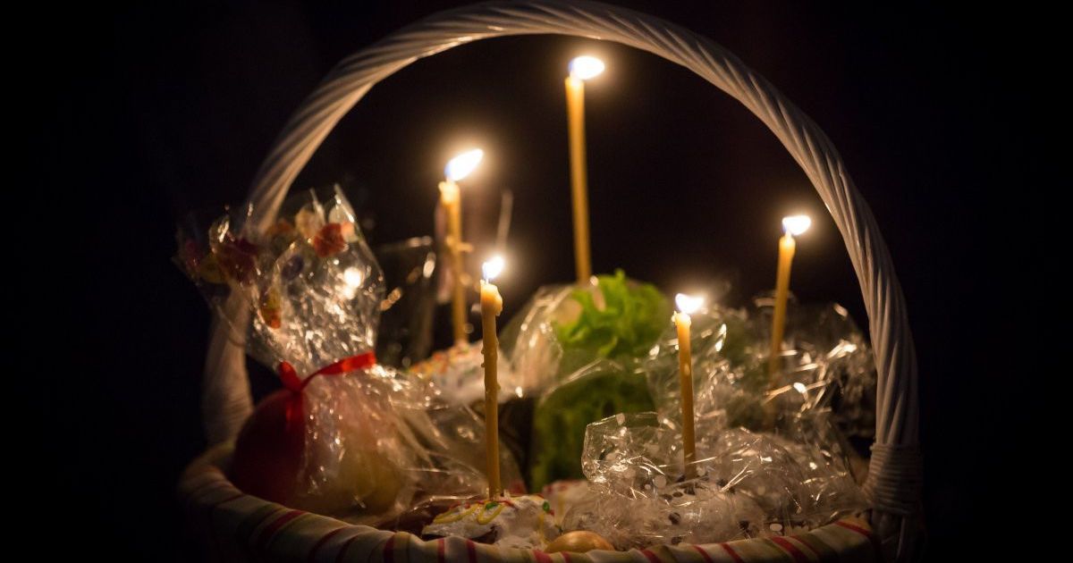 Зустріч Благодатного вогню з Єрусалима у Володимирському соборі УПЦ Київського патріархату / © УНІАН