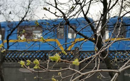 В киевском метро погиб зацепер, который хотел прокатиться на крыше поезда