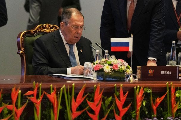 Лавров ошелешив заявою про Україну і вибухнув новою погрозою