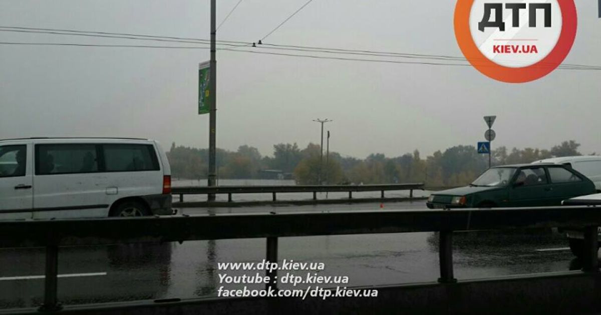 В Киеве произошло серьезное ДТП / © dtp.kiev.ua