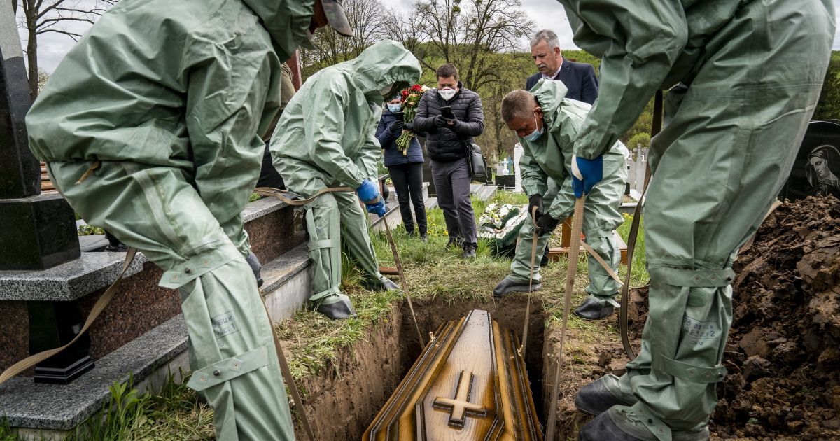 У Рівненській області кількість жертв коронавірусу сягнула семи десятків