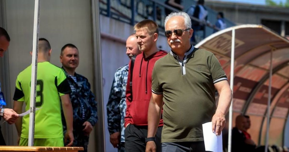Президент "Зари" рассказал анекдот про "возню" с каналами Ахметова