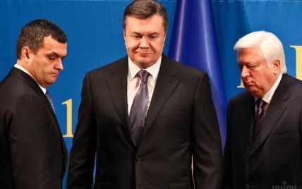 Луценко заявил о завершении следствия по экономическим преступлениям Януковича и Ко