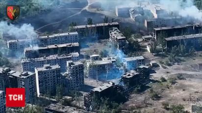 Россияне двигаются на Нью-Йорк. захваченное село поблизости