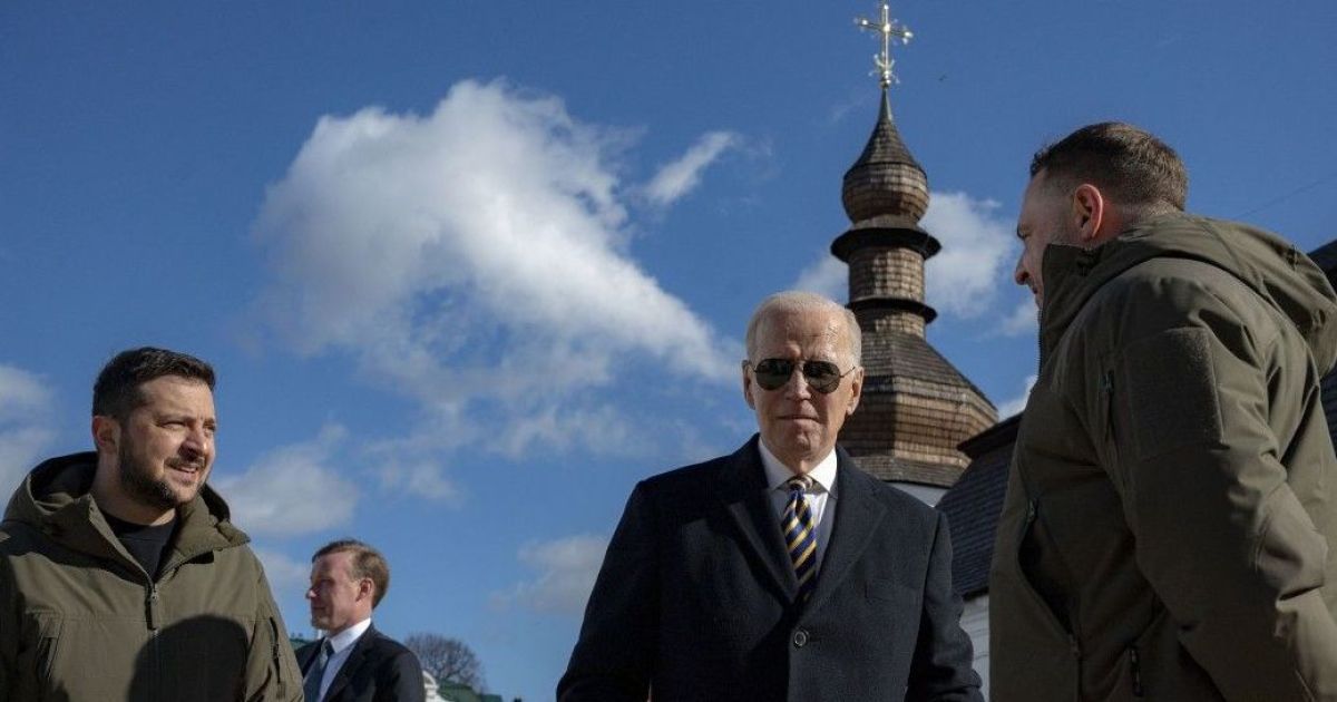 Джо Байден у Києві: президент США заявив, що загарбницька війна Путіна йде до поразки