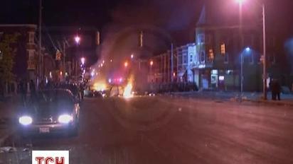 У Балтіморі почався хаос: бунти, мародерство і пожежі охопили вулиці