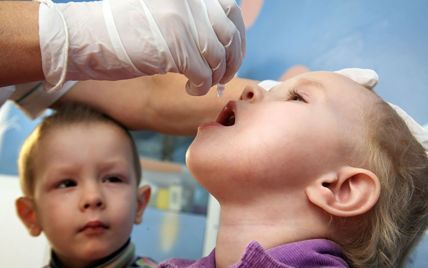 Киевлян просят срочно сделать детям прививки от опасной инфекции