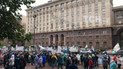 С дымовыми шашками и громкими призывами: как прошел в центре Киеве массовый протест обманутых инвесторов "Аркады"