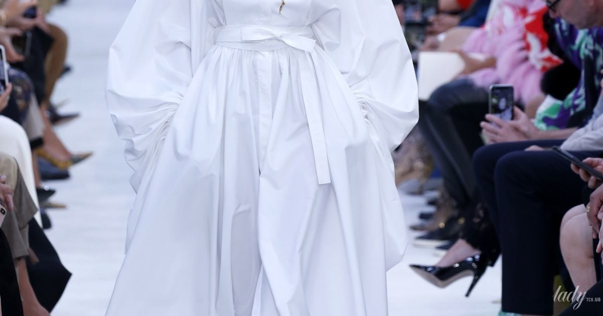 Колекція Valentino прет-а-порте сезону весна-літо 2020 / © East News