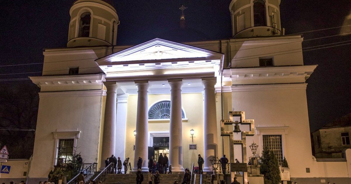 Петро Порошенко на Великодніх службах_10 / © Сайт президента України