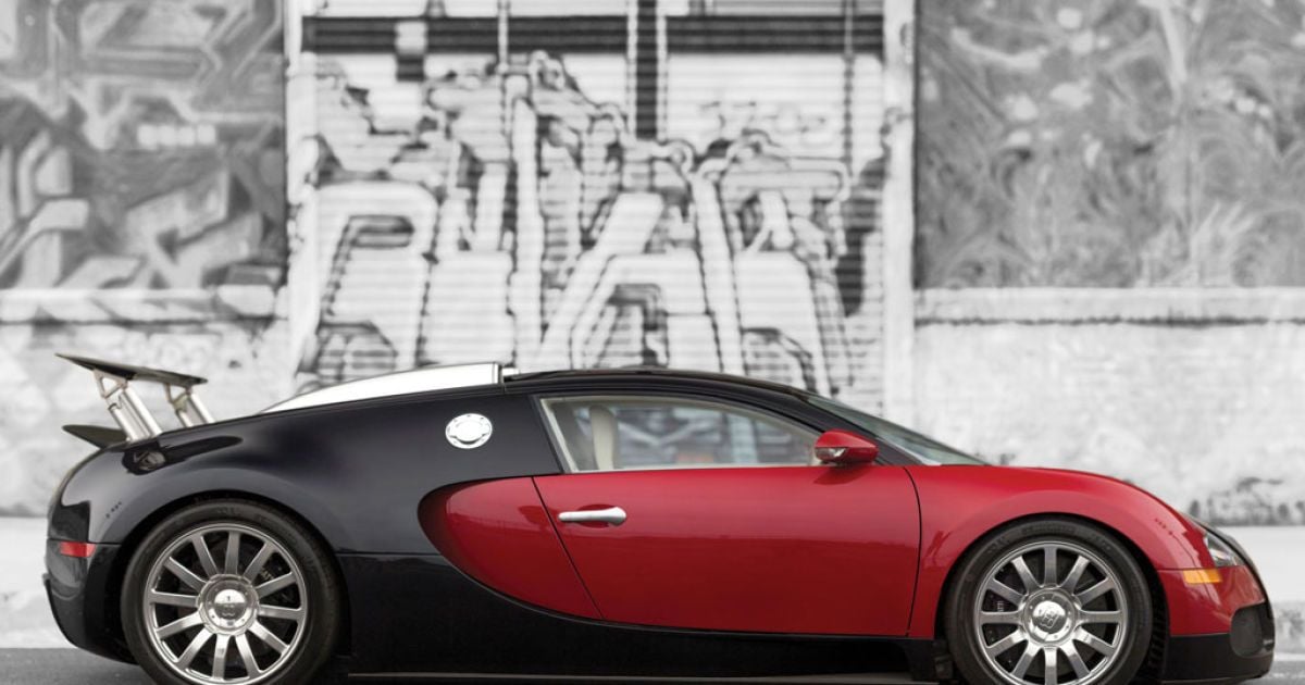 Bugatti Veyron с серийным номером "001" выставят на аукцион