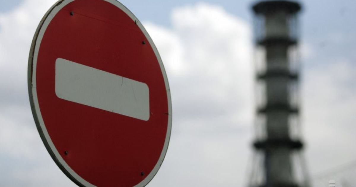 Из Запорожья ограничили выезд частного автотранспорта на временно оккупированные территории: что произошло