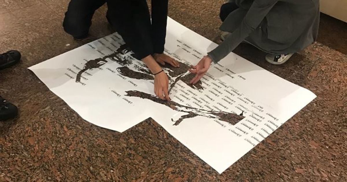 Малювання графіті Бенксі у Києві_4 / © Facebook/Yabloko ideas studio