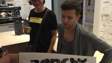 Малювання графіті Бенксі у Києві_6 / © Facebook/Yabloko ideas studio